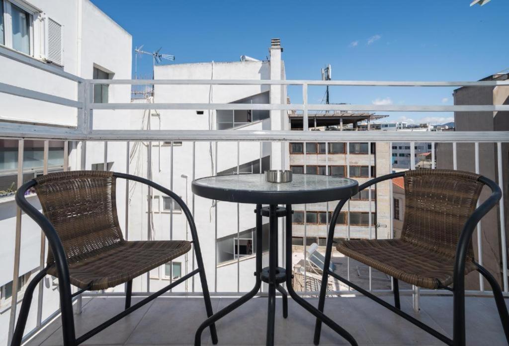 Апартаменти Monastiraki 3-4 Blue Sky Афіни Екстер'єр фото